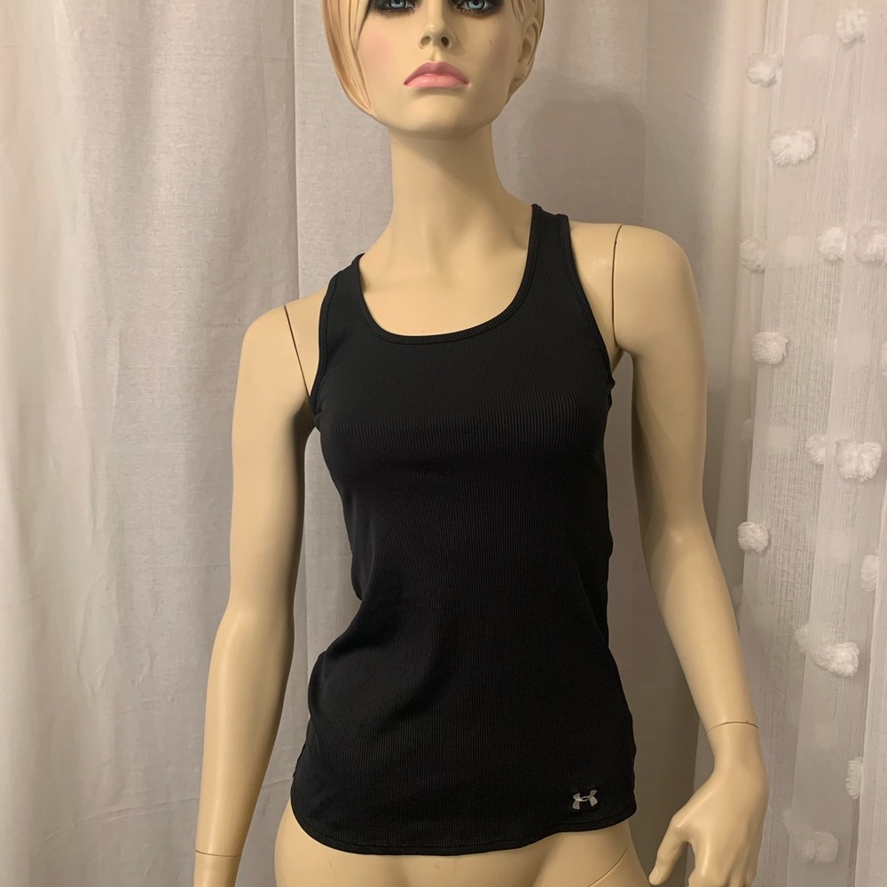 Under Armour heat gear fitted tank, size medium